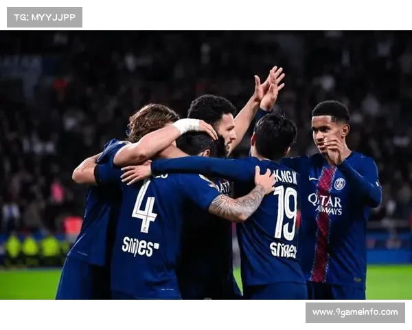 巴黎圣日耳曼2-1客胜斯特拉斯堡，十人作战门德斯头球绝杀